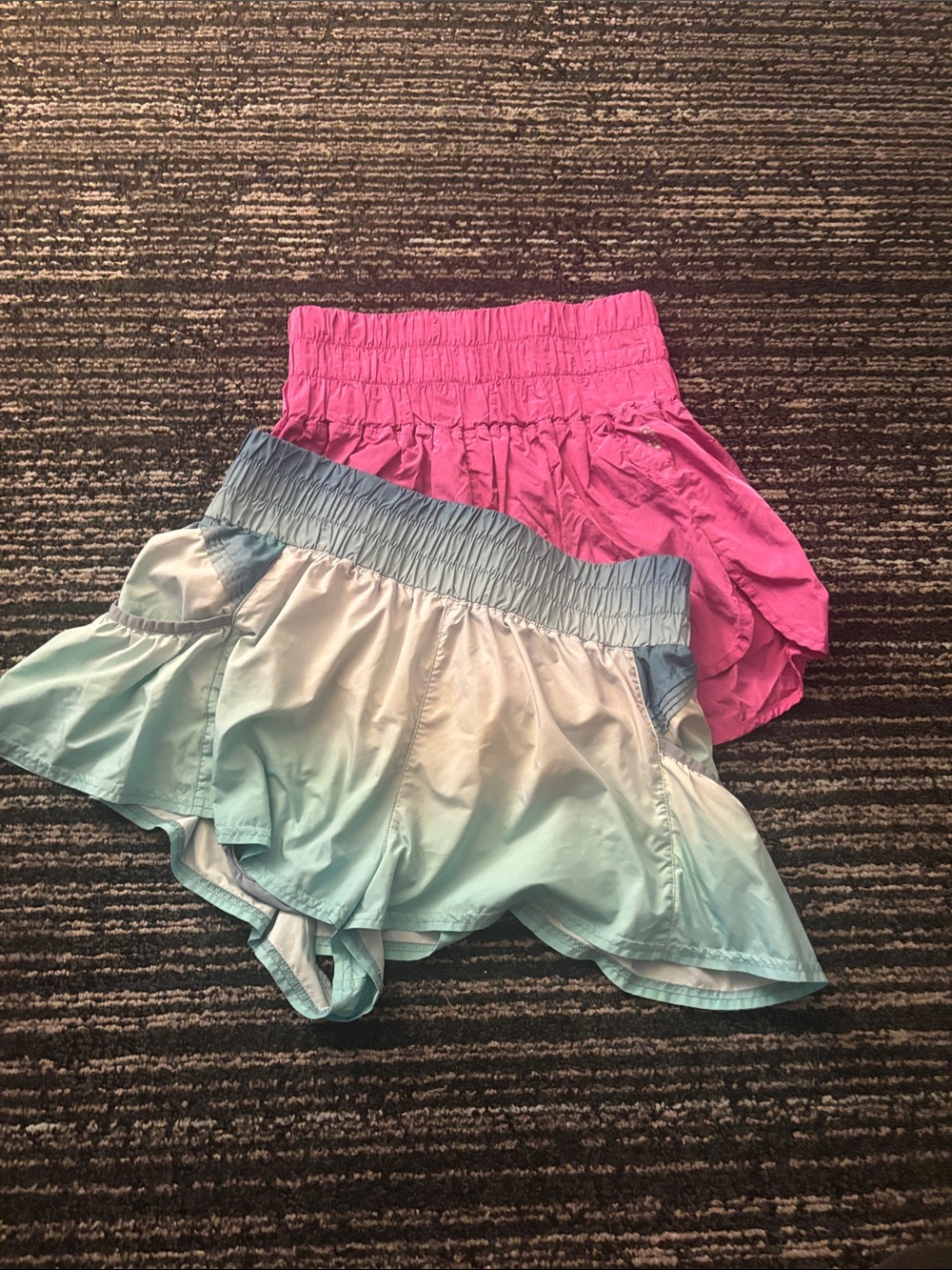Free people Movement 2 Pairs shorts size Medium - Picture 2 of 10